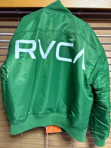 RVCA 그린 MA-1 리버서블 자켓