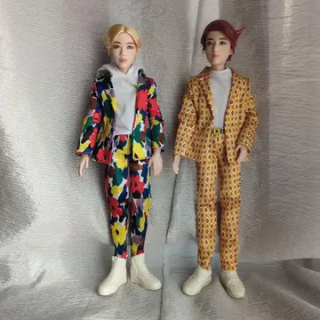 BTS 컬러풀 꽃무늬 수트 인형 세트