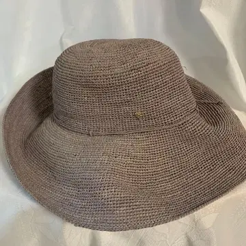 헬렌 카민스키 모자