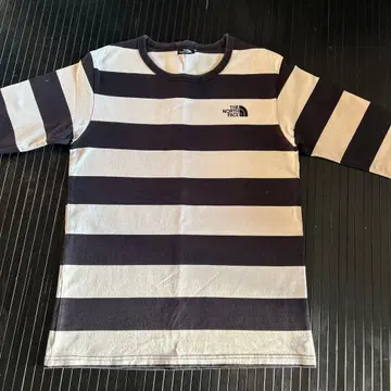 THE NORTH FACE 블랙 화이트 스트라이프 긴팔 T셔츠 M