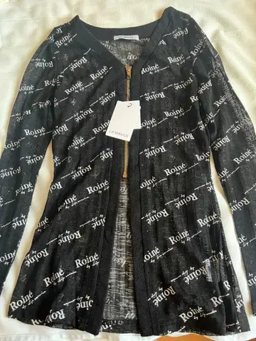 LIP SERVICE 로고 프린트 블랙 가디건