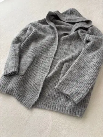 새상품급 알파카 89% DoCLASSE 후드 부착 가디건 XXL