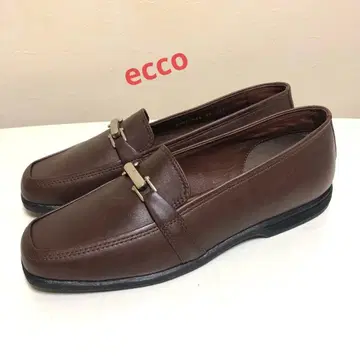 새상품급 에코 ecco 비트 로퍼 브라운 버클