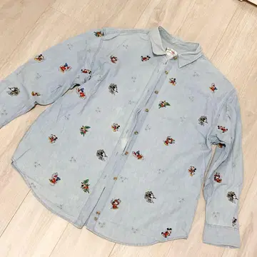Disney 자수 미키 긴팔 셔츠