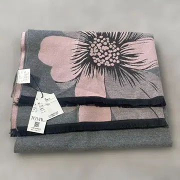 미사용 새상품 머플러 스톨 꽃무늬