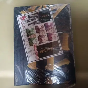 애니메이션 캐릭터 타월 140 x 70cm 도쿄 만지회