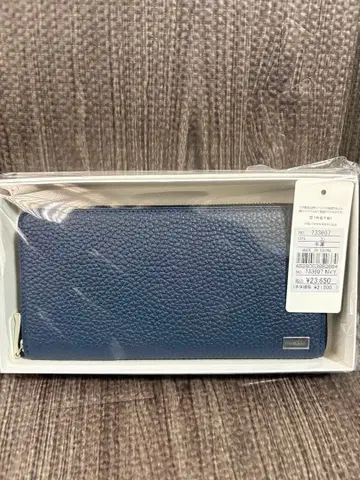 TAKEO KIKUCHI 네이비 장지갑