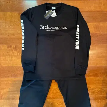 3rd by VANQUISH 블랙 트레이닝복 L 아사쿠라 미쿠루