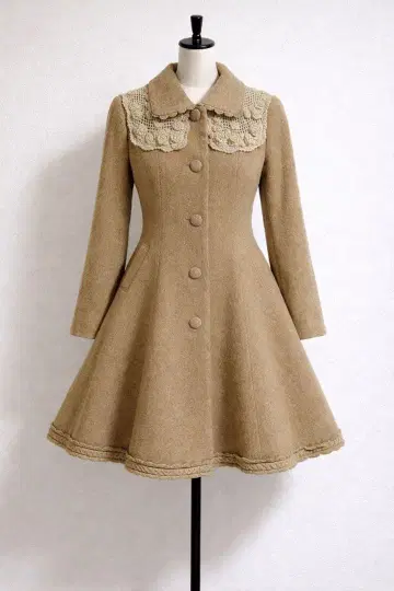 [새상품급] 핑크하우스 베이지 플레어 코트 레이스 옷깃