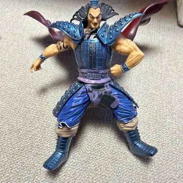 킹덤 피규어 망토 포함 캐릭터