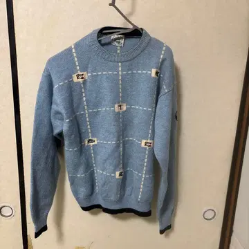 시나코바 체크 무늬 스웨터