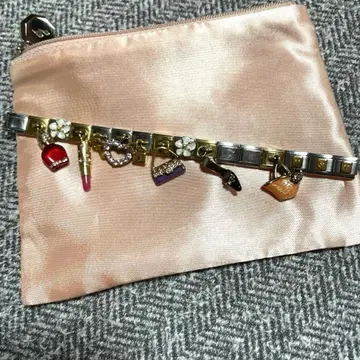 [메싸지오] 나라 까미체 참 부착 팔찌