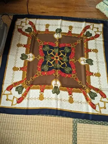 레지나 대형 스카프 90cm