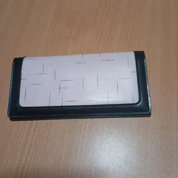 Good Rockin' 장지갑 핑크와 블랙