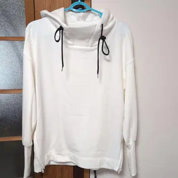 택 포함 새상품 vivapresto 후드티 화이트