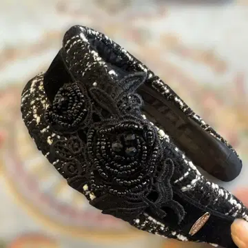 라마조리나의 머리띠