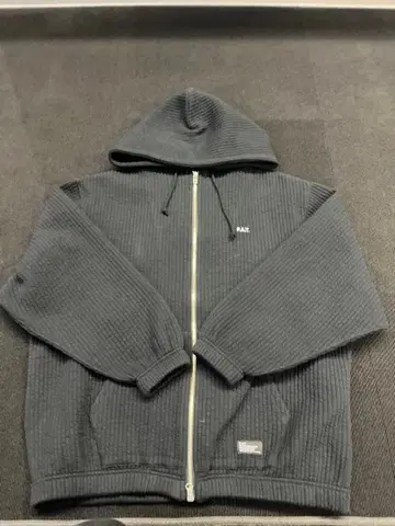 F.A.T. SKINNY 후드티 2025