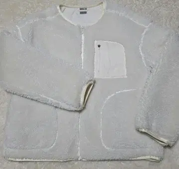 [ PUMA ] 화이트 플리스 집업 자켓