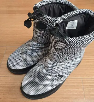 더 노스페이스 27cm 눕시