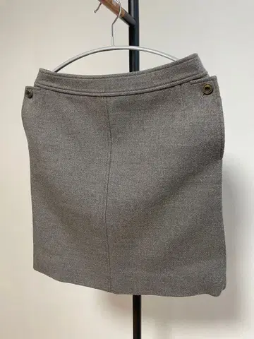 FOXEY 박스 스커트