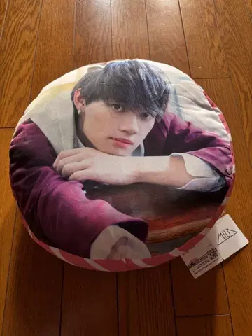 사노 하야토 M!LK 원형 쿠션