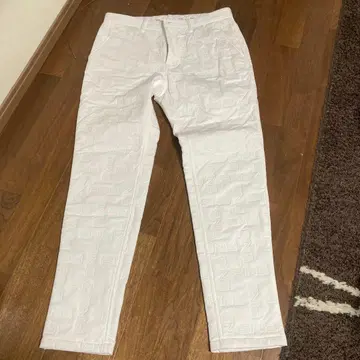 PING 화이트 팬츠 로고 자수 충전솜