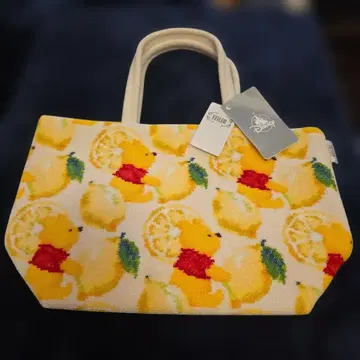 페이러와 디즈니 스토어의 콜라보 백