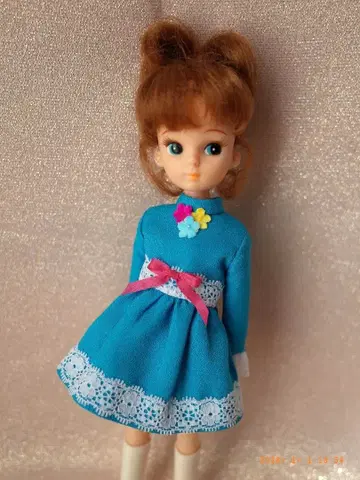 초대 리카짱 사이즈 꽃과 레이스의 드레스 블루