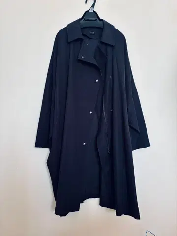 오버사이즈 블랙 트렌치코트