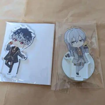 아이나나 모모 카즈나 Re:vale 기념일 아크릴 스탠드