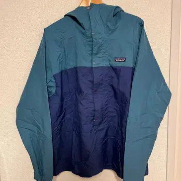 patagonia 후드 부착 나일론 풀오버 자켓