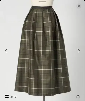 드로어 체크 무늬 플레어 스커트 36