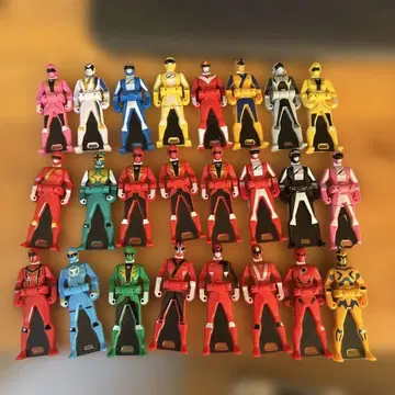 반다이 고카이저/레인저 키 해적전대 고카이저 24개