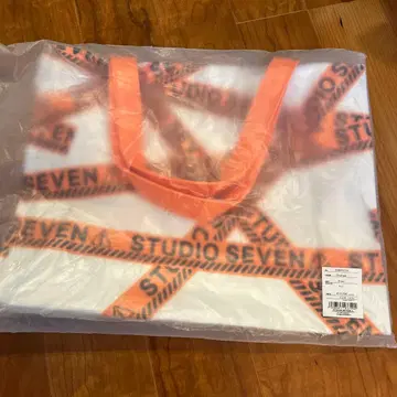 STUDIO SEVEN 비닐 백 팝업 판매상품