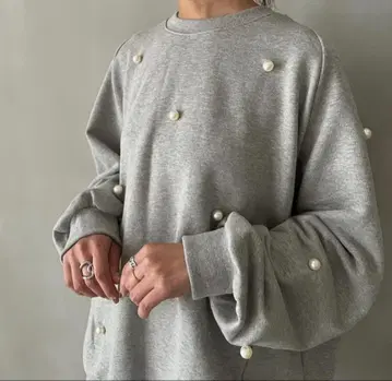 [ howdy ] 프론트 펄 스웨트 그레이