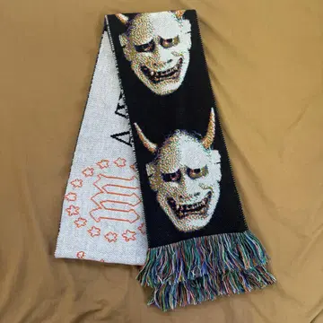 Dazing Forever Scarf MONTMARTRE NEW YORK