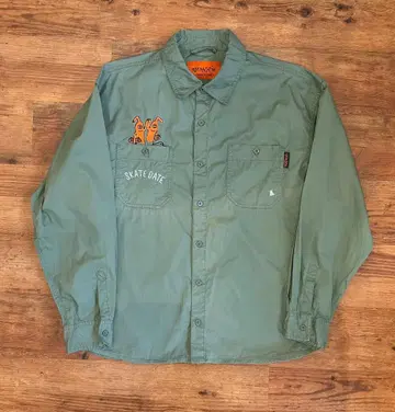 토이 머신 스케이트 데이트 셔츠 [ M 사이즈 ]