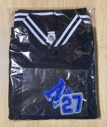 NiziU 니나 자켓&와펜