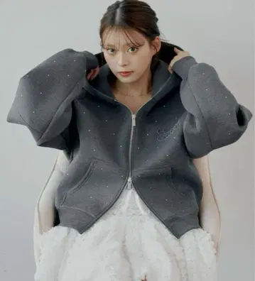 CHICO W 지퍼 볼륨 슬리브 후드 후드티