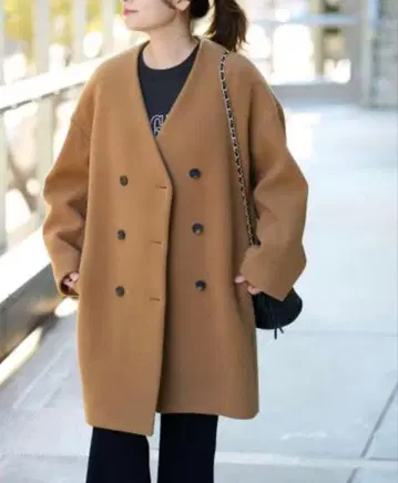카멜 더블 브레스트 오버 사이즈 코트