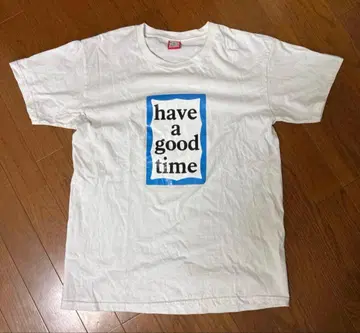화이트 반팔 티셔츠 have a good time