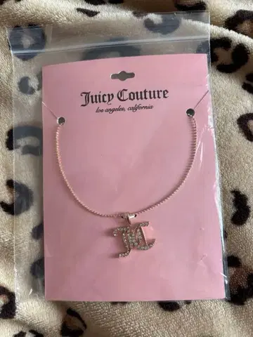 Juicy couture necklace