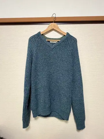 파란 스웨터 런던에서 구매