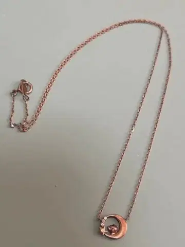 로즈 골드 푸우 모티브 목걸이