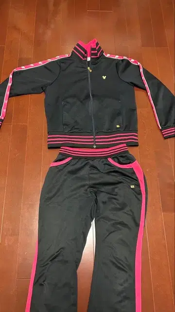 디즈니 저지 세트 (S 사이즈)