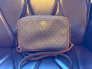Michael Kors 숄더백 브라운