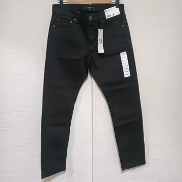 새상품 UNIQLO +J 셀비지 적귀 블랙 스트레이트 27