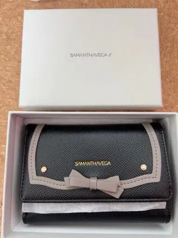 새상품 사만사 베가 삼단 접이식 지갑 블랙