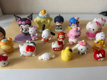 캐릭터 피규어 세트 약 20개