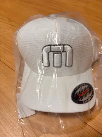 미사용 새상품 트래비스 매튜 남성용 캡 화이트